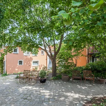 Auf Den Hoefen 14 Апартаменты *