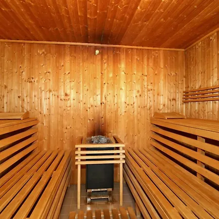 Апартаменты Auf Den Hoefen 14 *